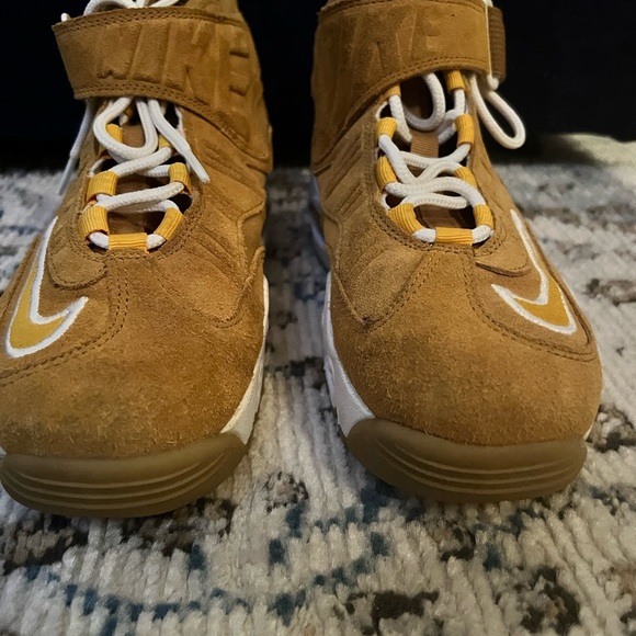 Nike Air Griffey Max 1 Wheat like new size US 6.5Y - Picture 2 of 5
